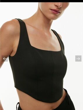 Aritzia Babaton Sculpt Knit Squareneck Cropped Tank – Black – Size M – NWT